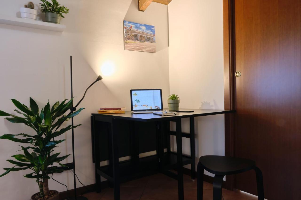 10' From Malpensa Casa Moderna, Netflix & Wi-Fi Apartment Casorate Sempione Exterior photo