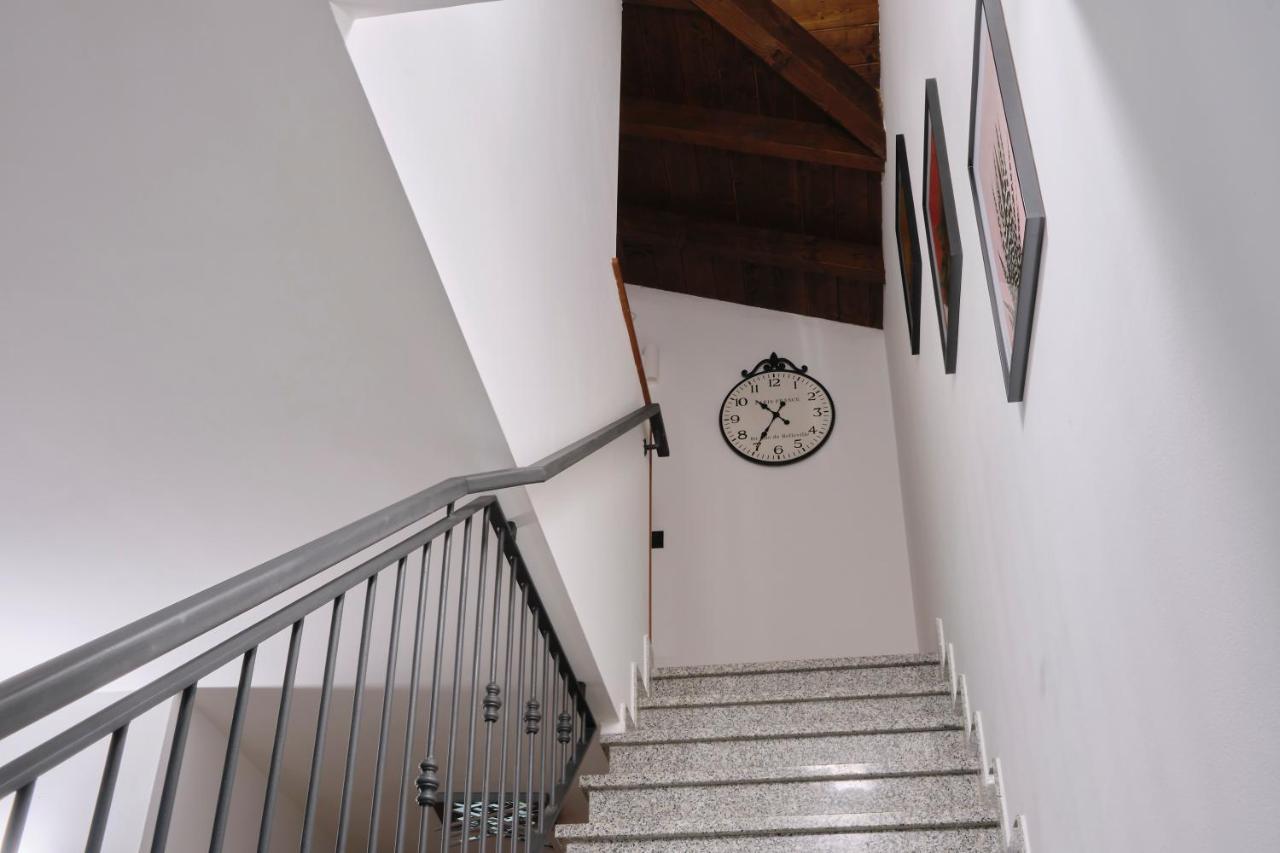 10' From Malpensa Casa Moderna, Netflix & Wi-Fi Apartment Casorate Sempione Exterior photo